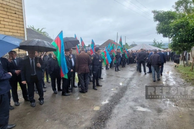 В Лянкяране перезахоронены останки шехида первой Карабахской войны - ФОТО/ВИДЕО